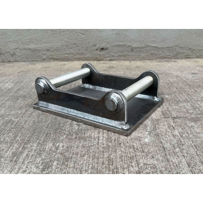 Adapter compatible with the Volvo system- S50 with base plate